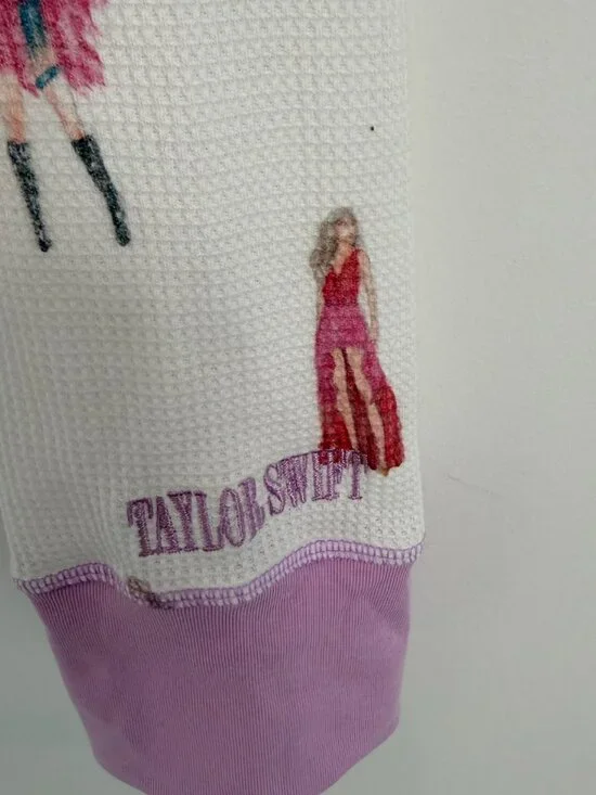 β¨ Taylor Swift The Eras Tour Pajama Set β¨ - Picture 2 of 15